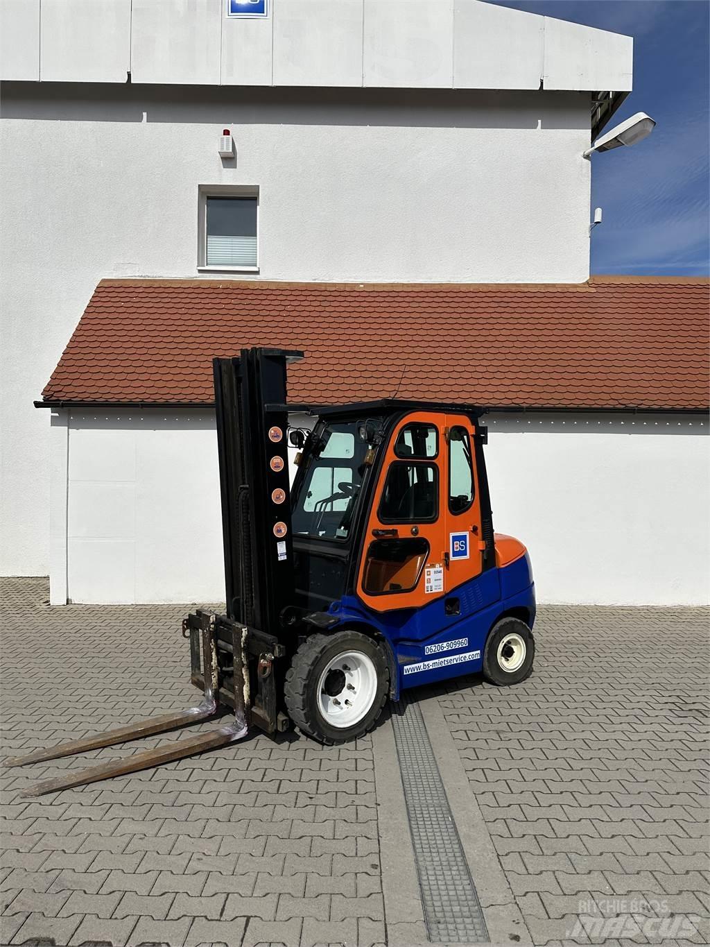Clark C30D Ostalo