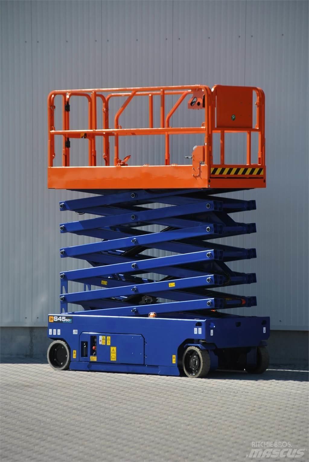 JCB S4550E ED Škaraste platforme