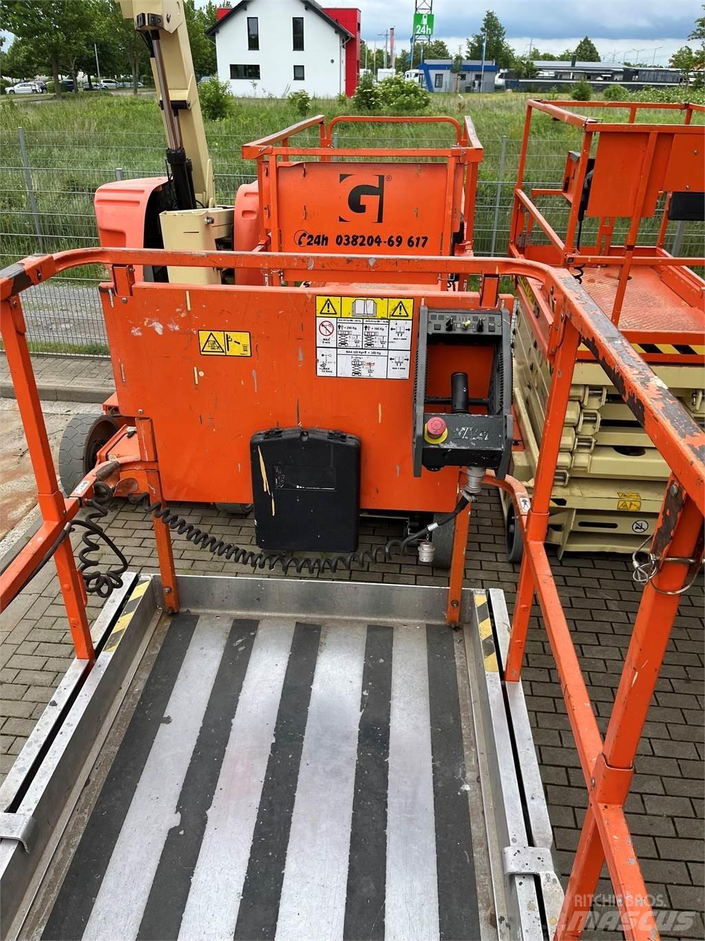 JLG 3246 ES Škaraste platforme