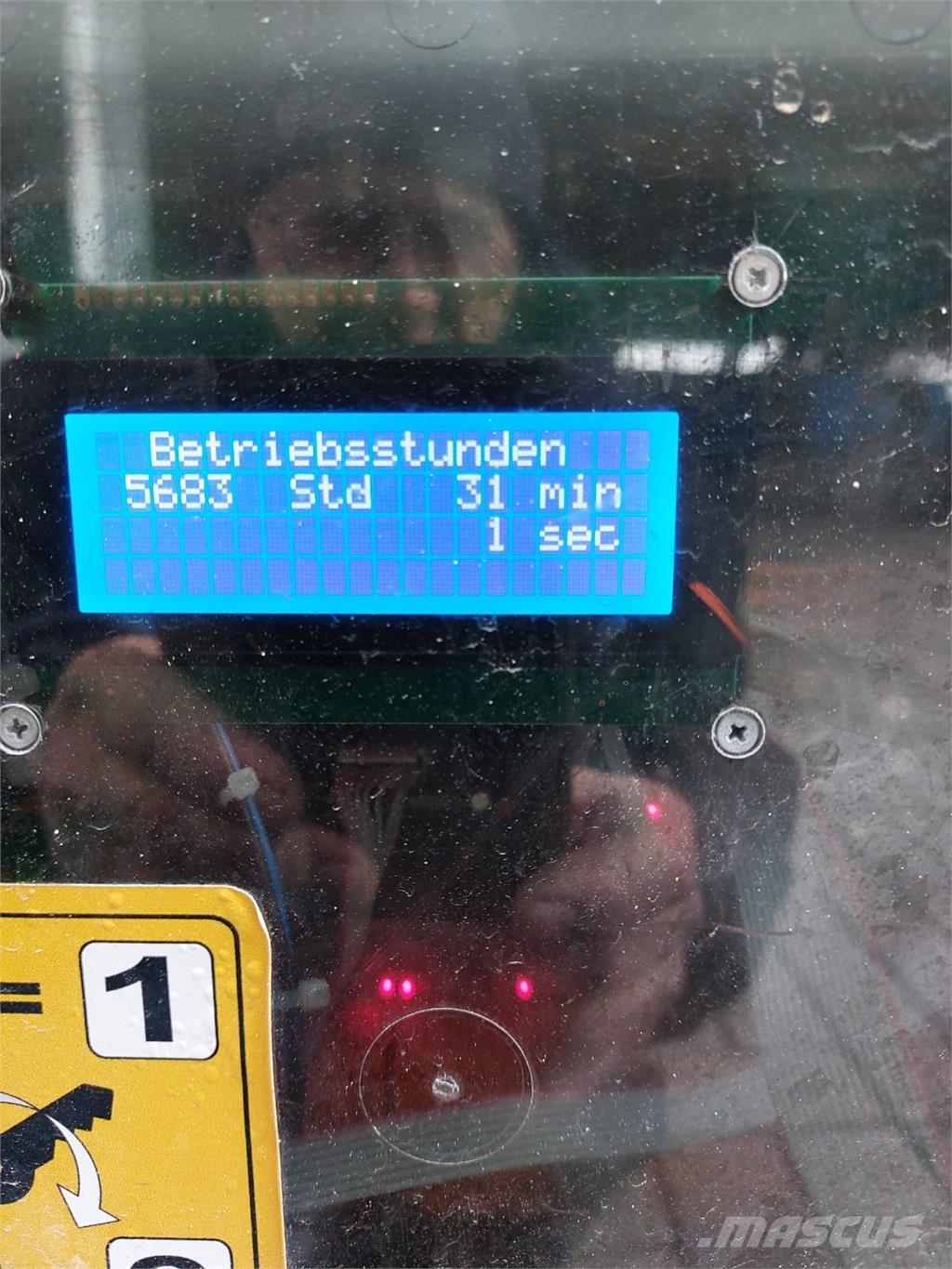 PB S171-12ES Škaraste platforme