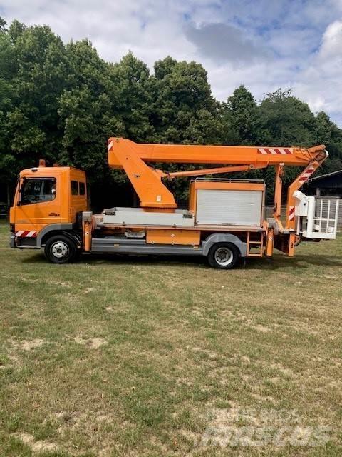 Wumag WT 220 e Auto košare