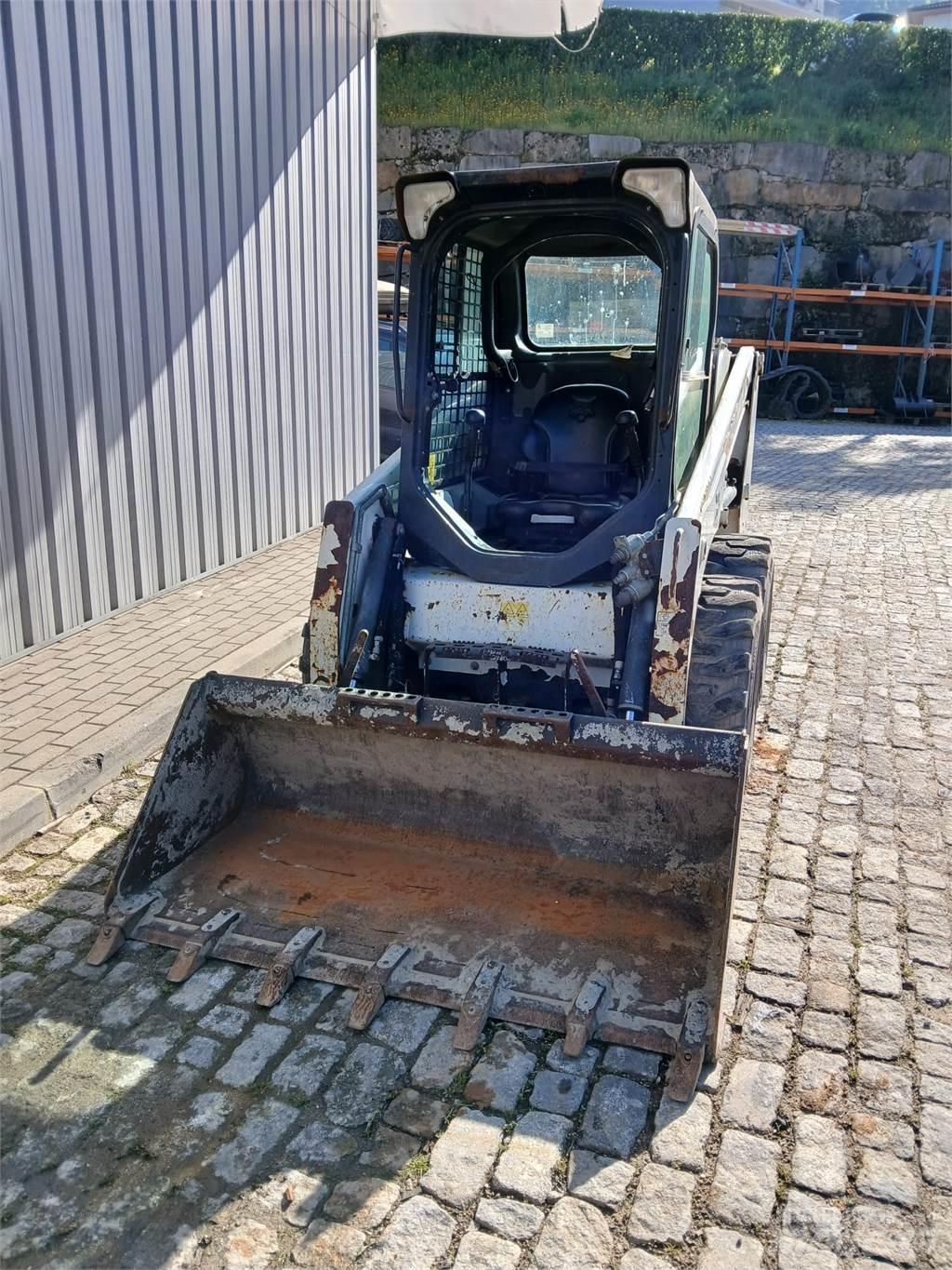 Bobcat S450 Utovarivači na kotačima