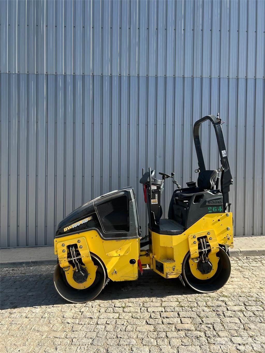 Bomag BW100AD-5 Valjci sa dvojnim bubnjem