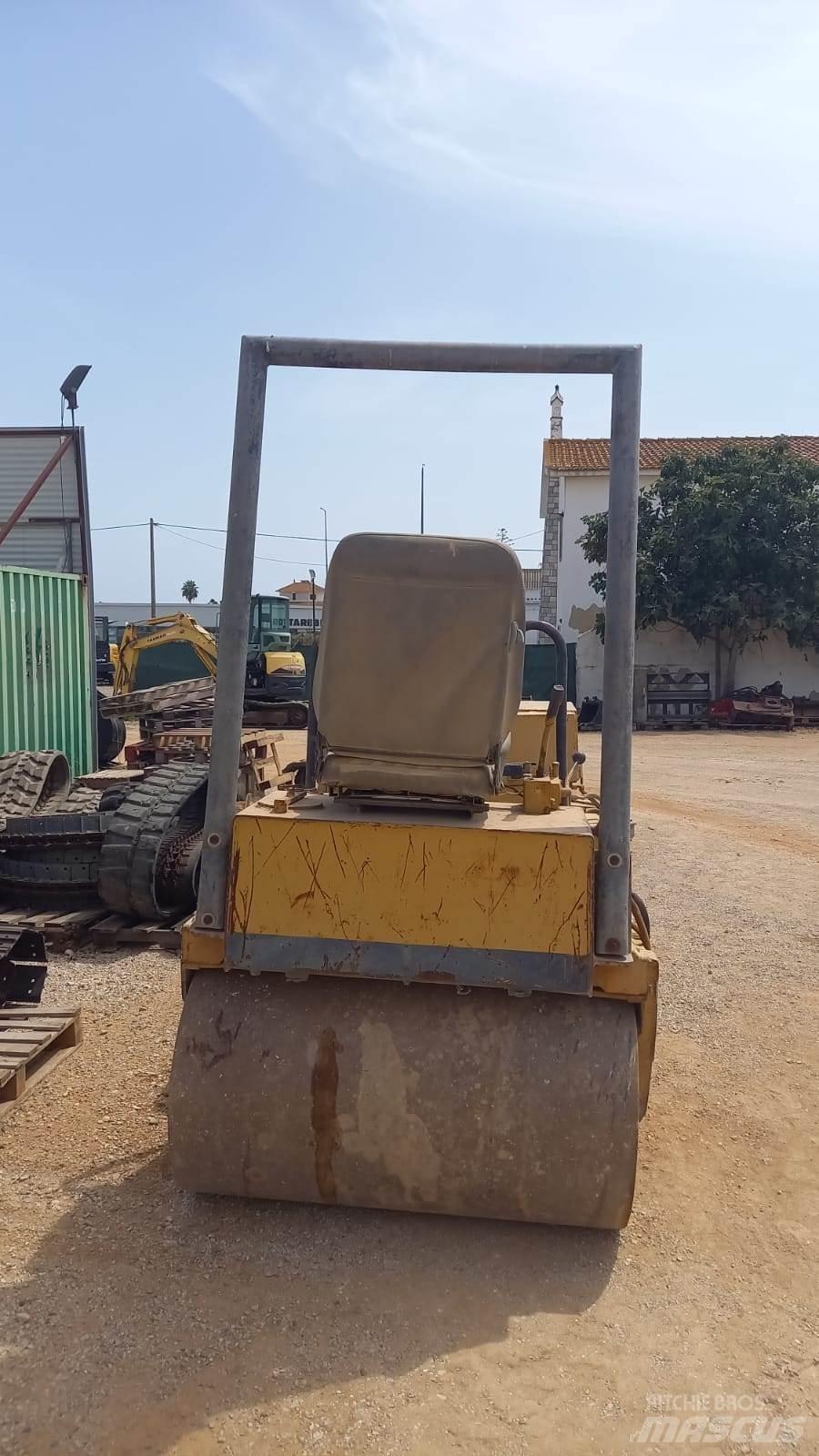 Bomag BW120AD Valjci sa dvojnim bubnjem