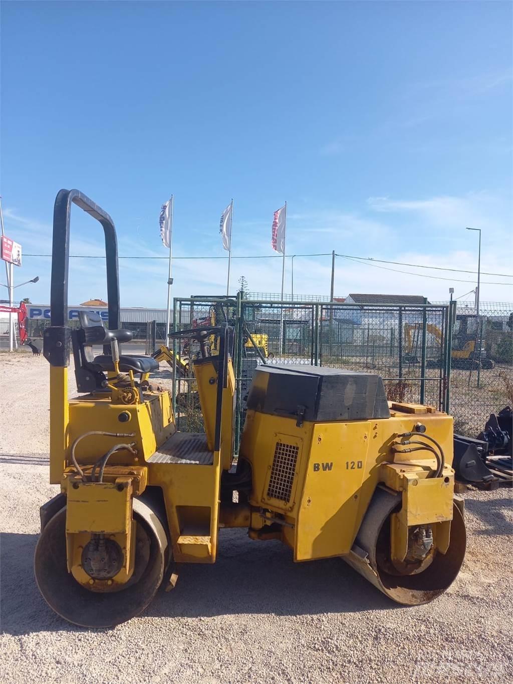 Bomag BW120AD Valjci sa dvojnim bubnjem