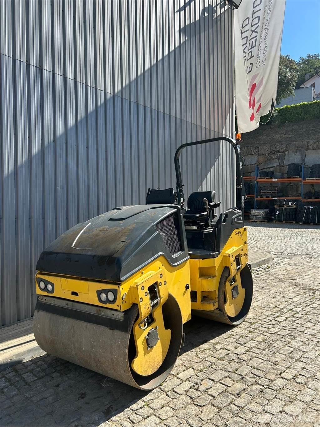 Bomag BW138AD-5 Valjci sa dvojnim bubnjem