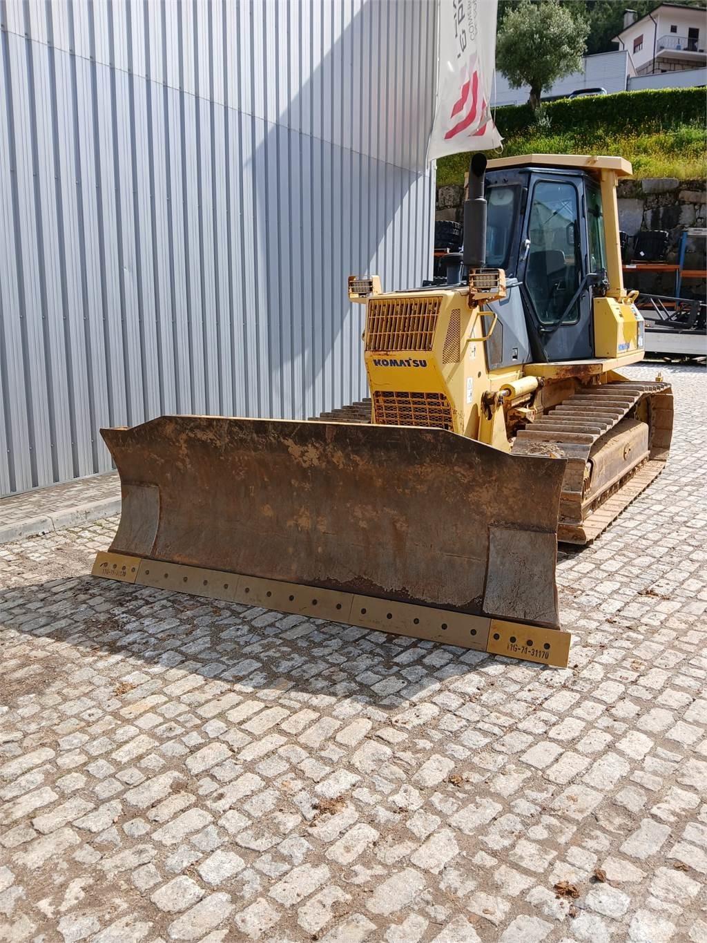 Komatsu D41E-6 Slagači cijevi