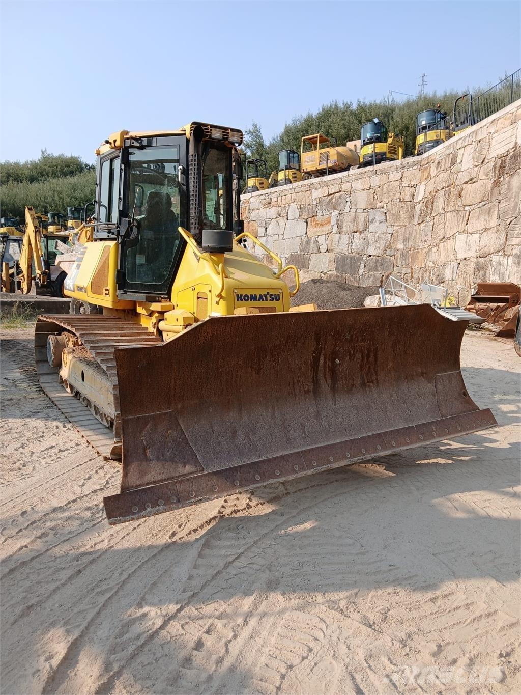 Komatsu D51PXI-22 Slagači cijevi
