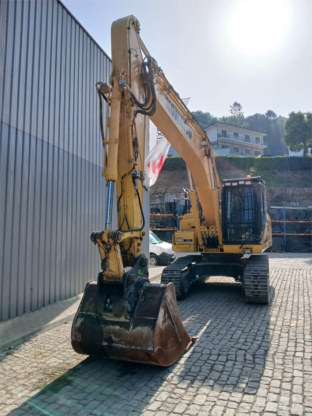 Komatsu PC210NLC-11 Bageri gusjeničari