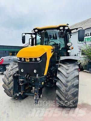 JCB FASTRAC 4220 Traktori