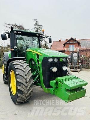 John Deere 8345R Traktori