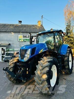 New Holland T7030 Traktori