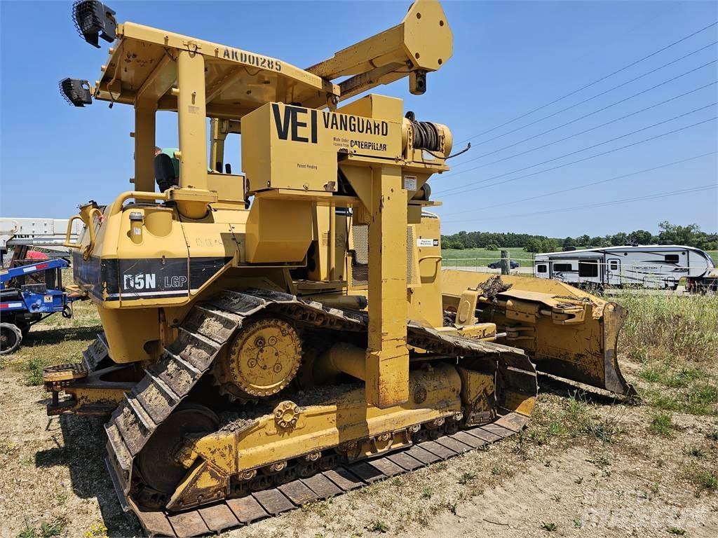 CAT D5N LGP Buldožeri gusjeničari