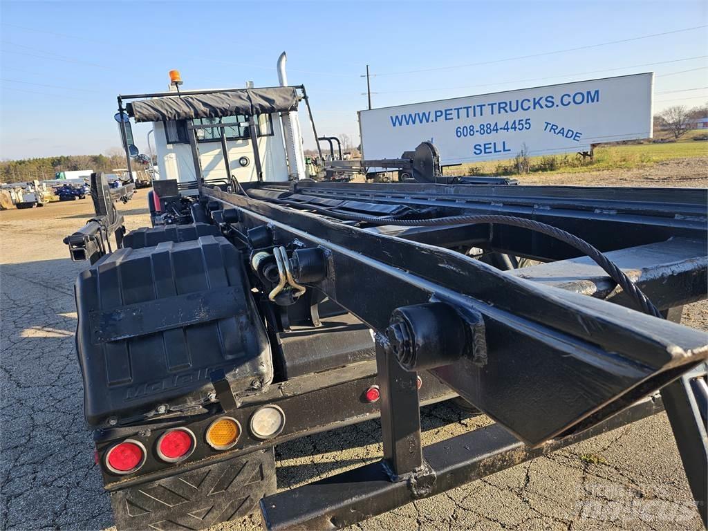 Mack CV713 Ostali kamioni