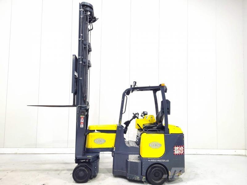 Aisle-Master 20SHE Viličar za uske prolaze