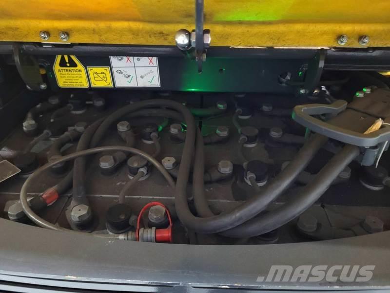 Aisle-Master 20SHE RENTAL Viličar za uske prolaze