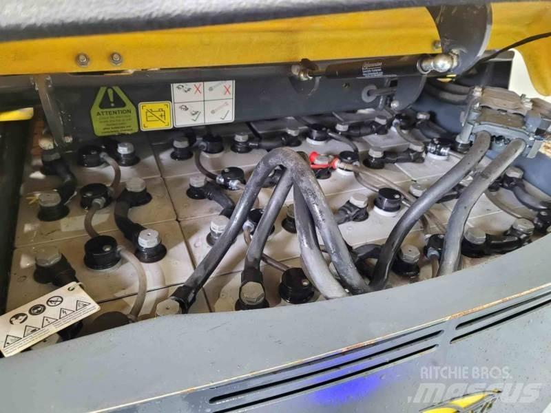 Aisle-Master 20WHE Viličar za uske prolaze