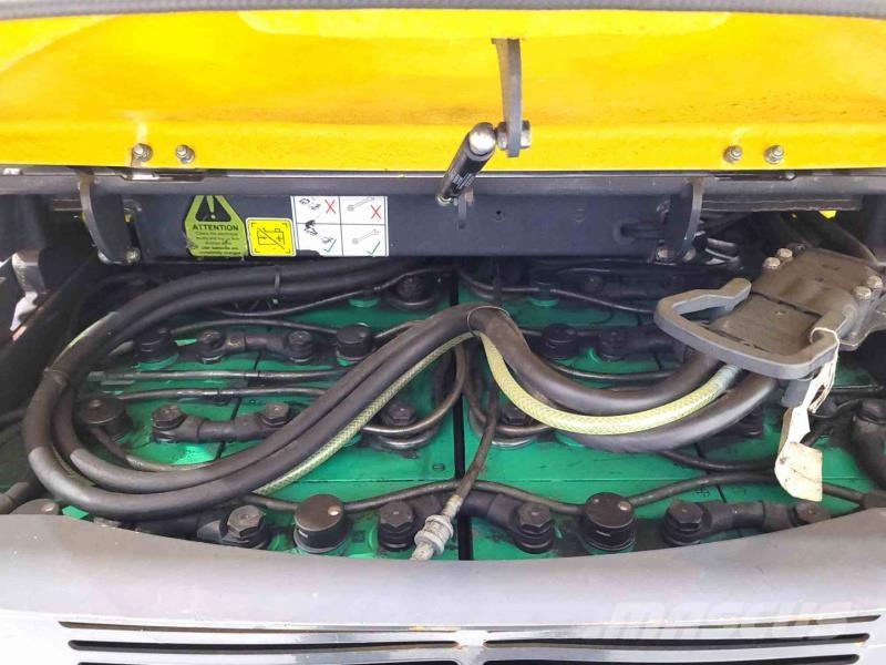 Aisle-Master 20WHE Viličar za uske prolaze