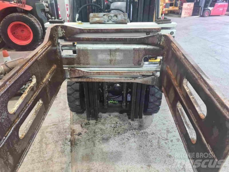 Cascade BALE CLAMP Ostali priključci i komponente