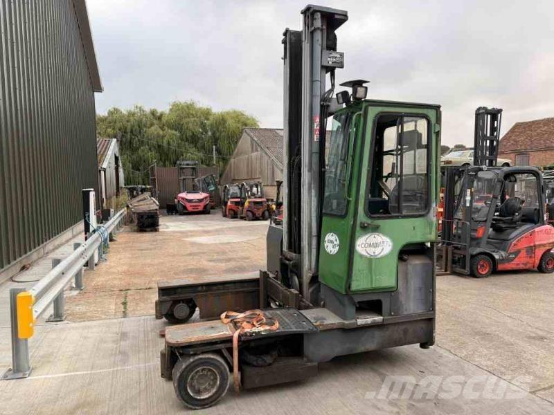 Combilift C4000 Viličari sa 4-stranskim dohvatom