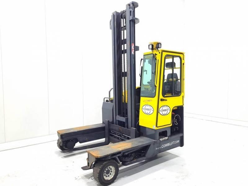 Combilift C4000 Viličari sa 4-stranskim dohvatom