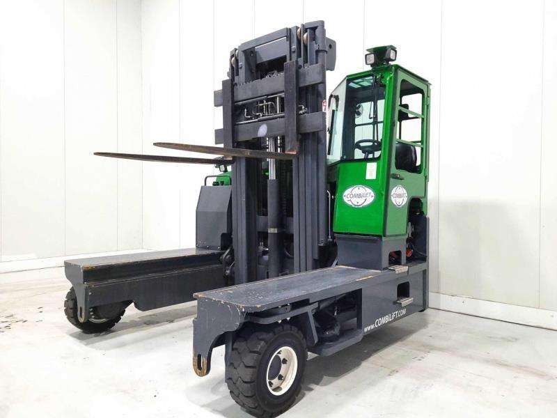Combilift C8000 GAS Viličari sa 4-stranskim dohvatom