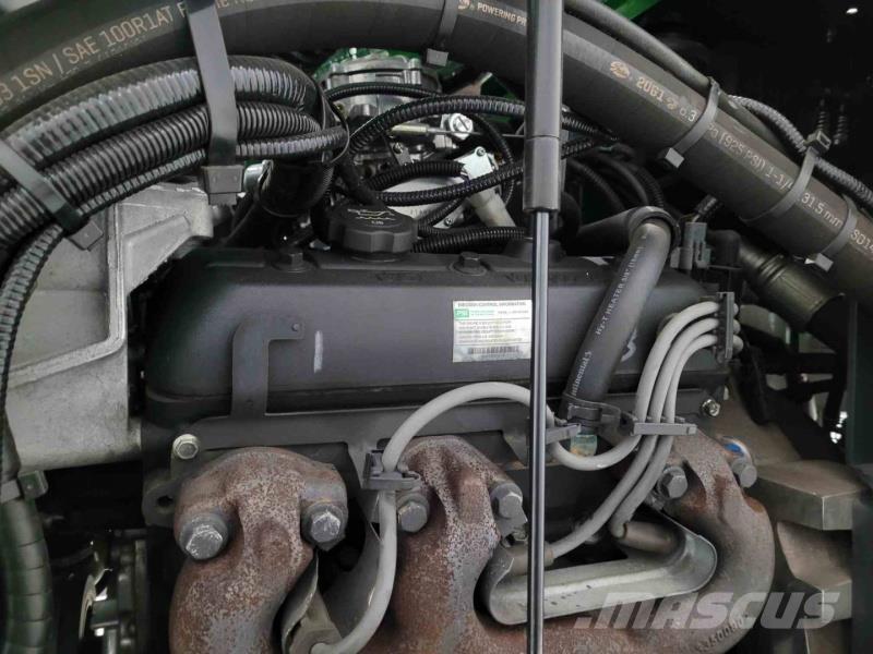 Combilift C8000 GAS Viličari sa 4-stranskim dohvatom