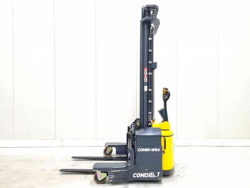 Combilift WR4 Viličari sa 4-stranskim dohvatom