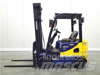 Doosan D20SC-5 Dizelski viličari