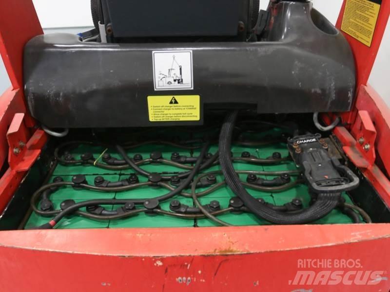 Flexi AC 1350 Viličar za uske prolaze