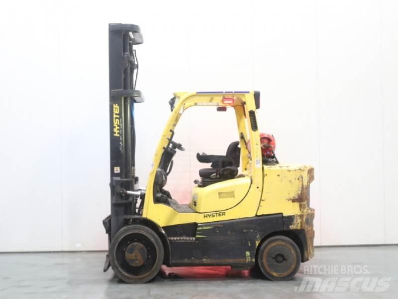 Hyster S7.00FT Plinski viličari