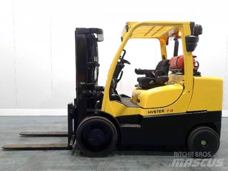 Hyster S7.00FT Plinski viličari