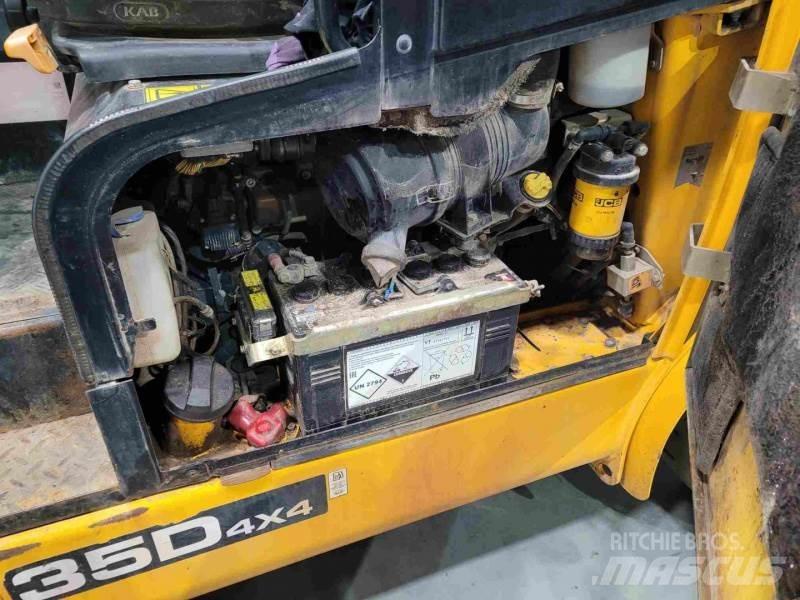 JCB TLT35D 4X4 Teleskopski viličari