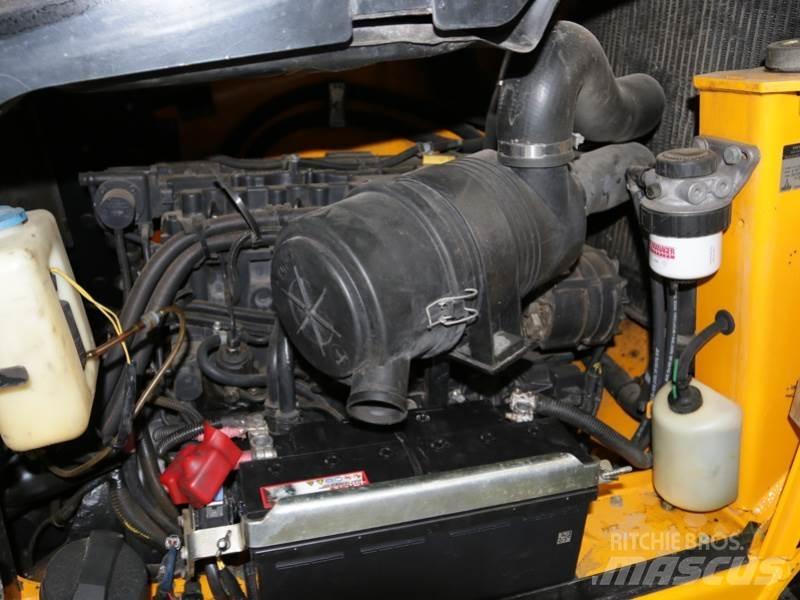 JCB TLT35D 4X4 Teleskopski viličari