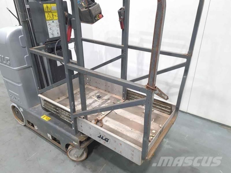 JLG 20MVL Škaraste platforme