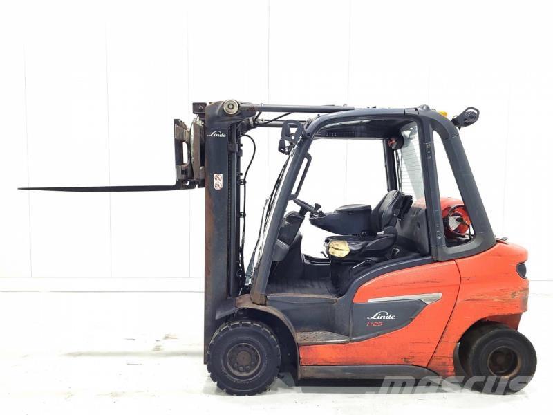 Linde H25T-01 Plinski viličari