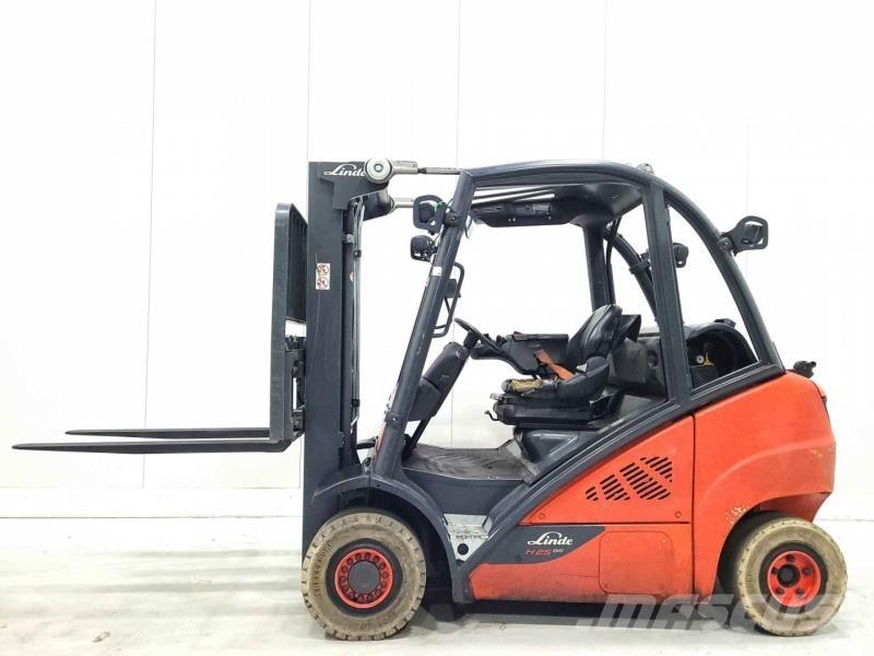 Linde H25T-02 Plinski viličari