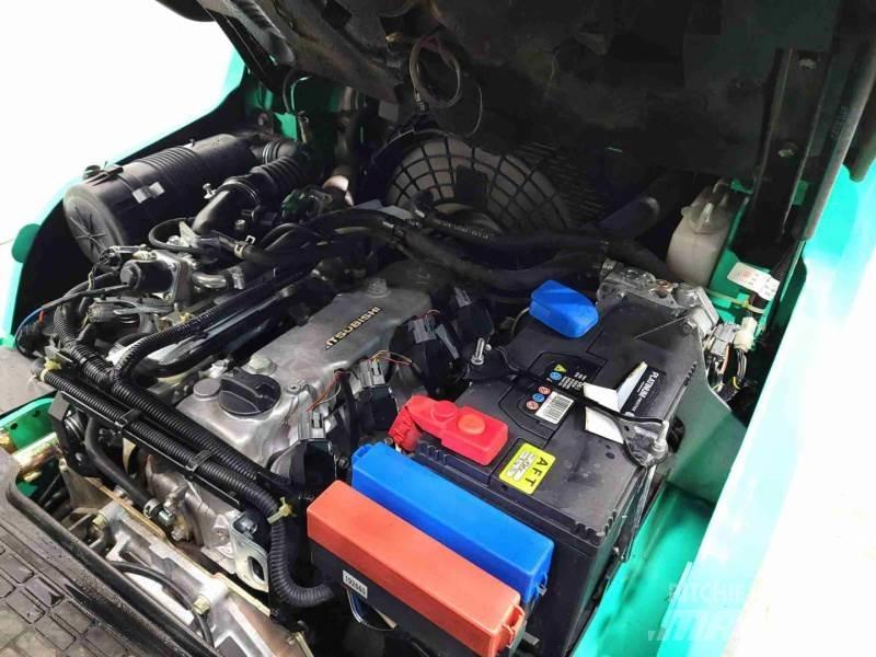Mitsubishi FG15N Plinski viličari