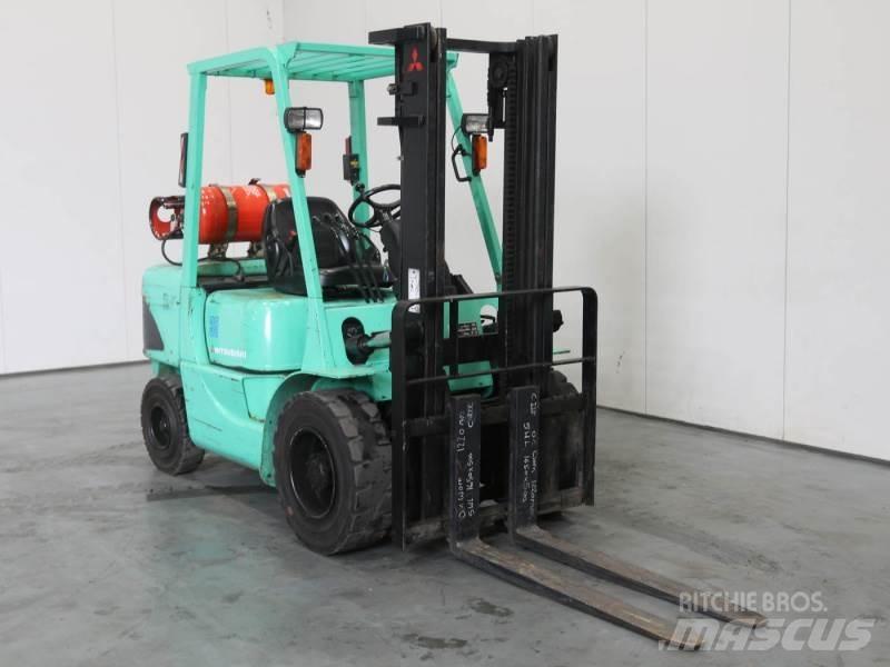 Mitsubishi FG35K Plinski viličari