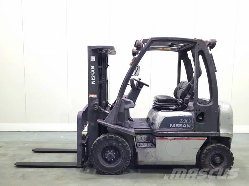 Nissan FD02A20 Dizelski viličari