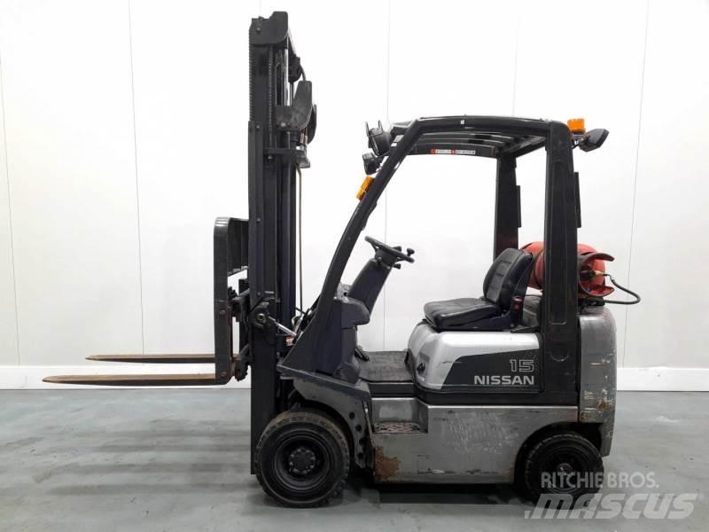 Nissan PD01A15PQ Plinski viličari