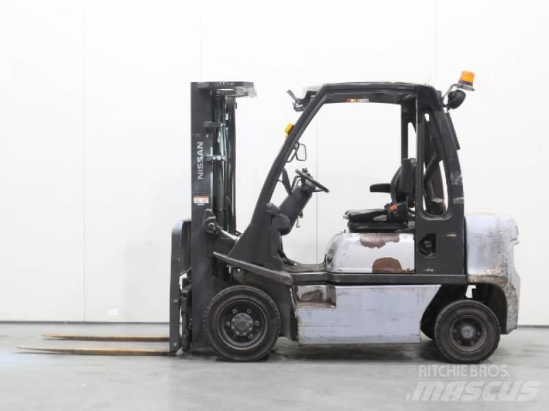 Nissan Y1D2A25Q Dizelski viličari