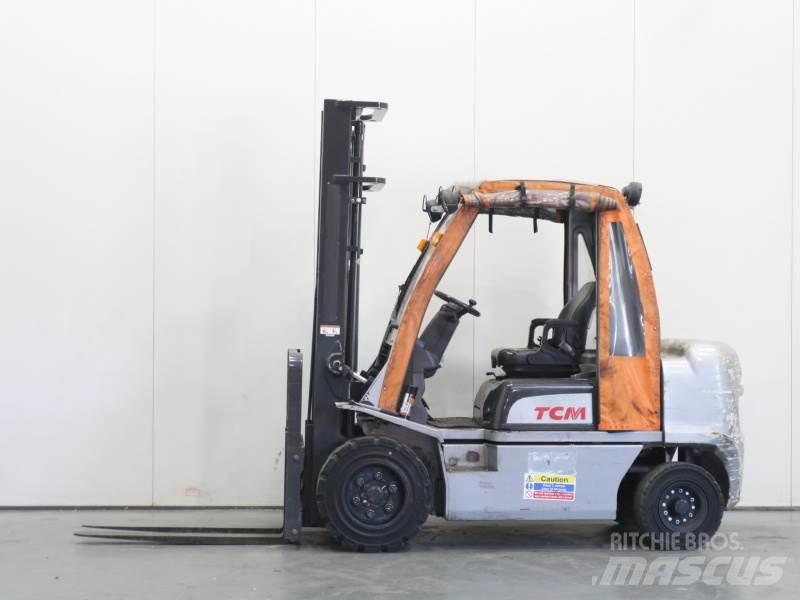 Nissan YG1D2A32H Dizelski viličari