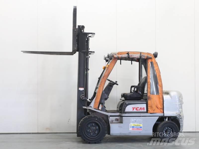 Nissan YG1D2A32H Dizelski viličari