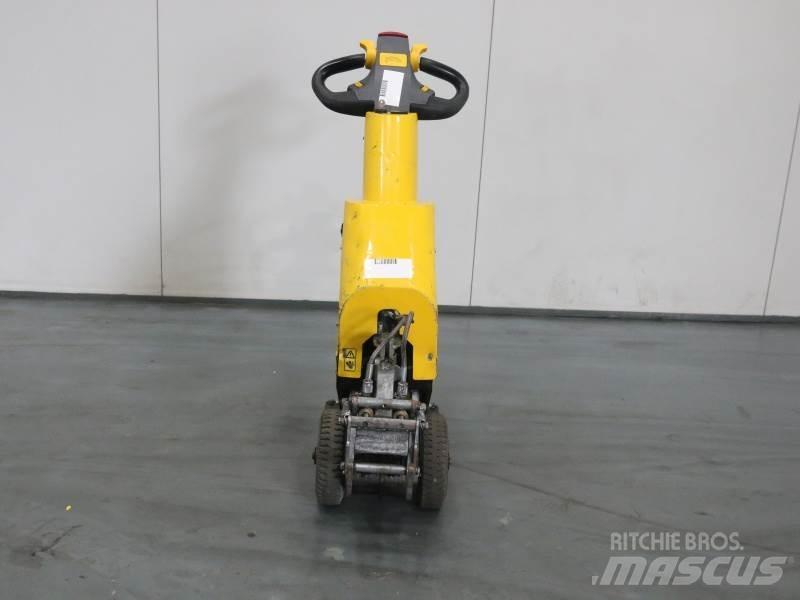  OTHER VEHICHLE SM100 PLUS Ostalo