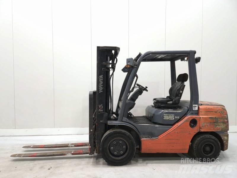 Toyota 52-8FDJF35 Dizelski viličari