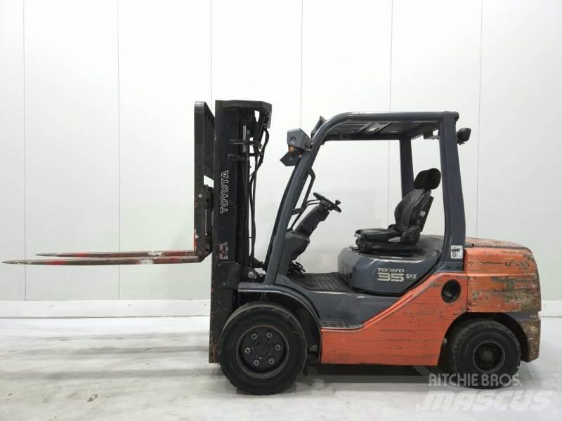 Toyota 52-8FDJF35 Dizelski viličari