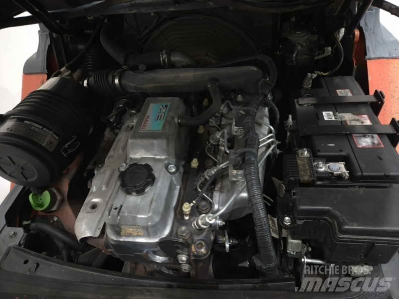 Toyota 52-8FDJF35 Dizelski viličari
