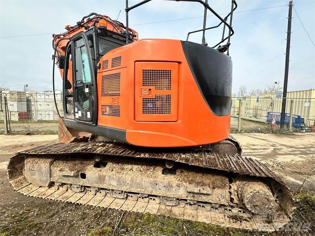 Hitachi ZX225USLC-6 Bageri gusjeničari