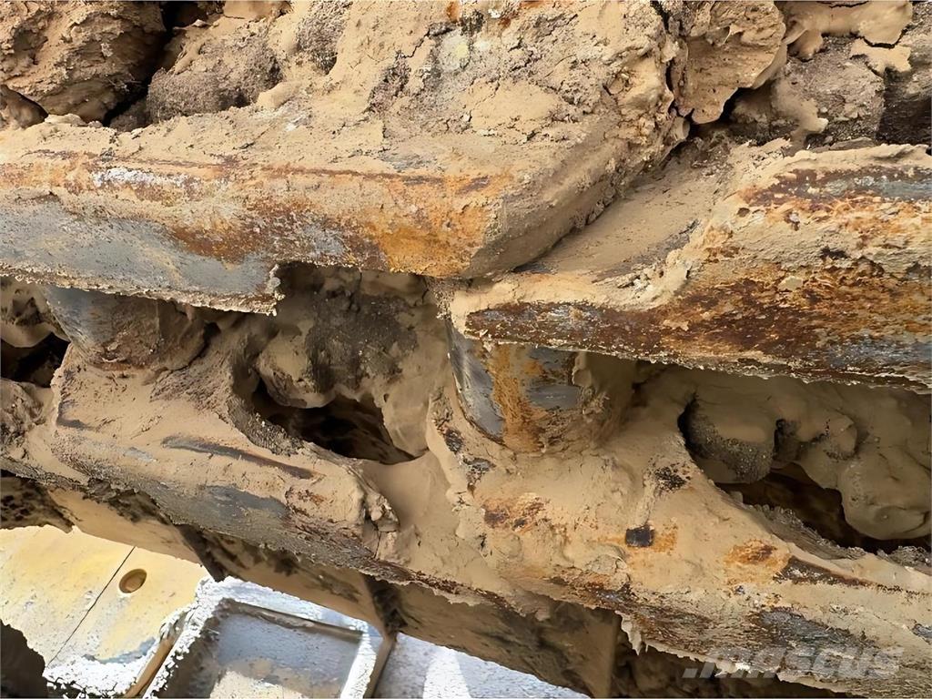 Komatsu D61-15px Buldožeri gusjeničari